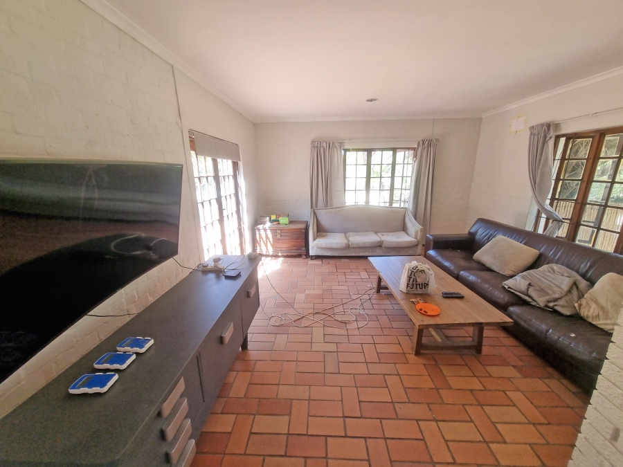 To Let 5 Bedroom Property for Rent in Brentwood Park Western Cape